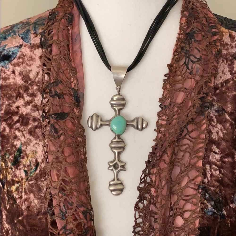 🌷🌻Unusual silver and turquoise cross - Picture 6 of 7